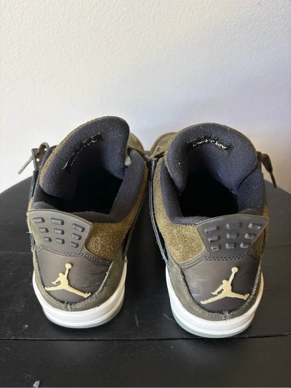 Nike Air Jordan 4 YOUTH Sneakers - Olive/Black